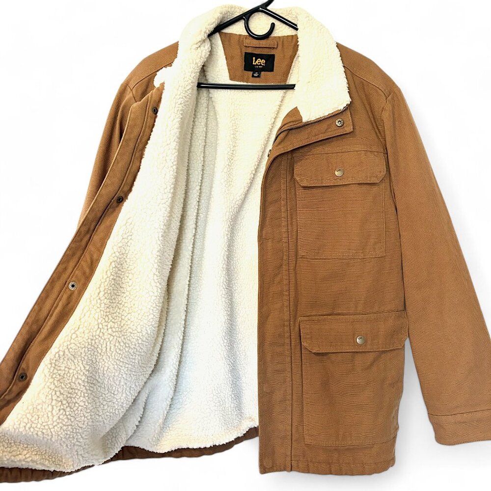 NWOT! Men’s Lee Tan Sherpa Trucker Utility Jacket - Picture 3 of 8
